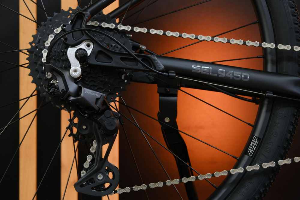 LORAK Sel 9450 SE Матовый Чёрный рама 17 (на рост 155-173)